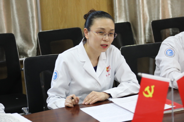 不忘初心牢记使命医院纪检书记马秀梅参加所在党支部和指导联系点党