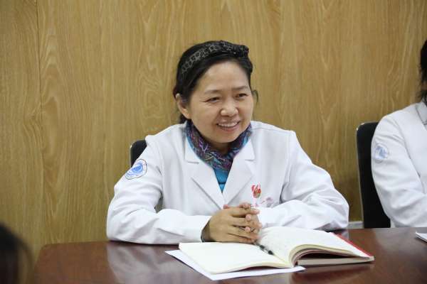 不忘初心牢记使命医院纪检书记马秀梅参加所在党支部和指导联系点党