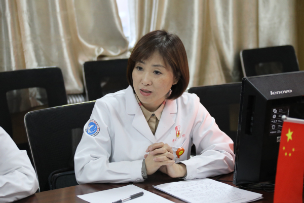 不忘初心牢记使命医院纪检书记马秀梅参加所在党支部和指导联系点党